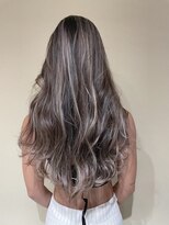 ゼンドットカラスマ(Zen.karasuma)&nbsp;グレージュ系バレイヤージュ