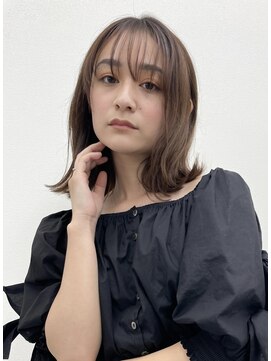 ラベスト バイ セロ 池袋メトロポリタン前(LOVEST by CERO) ミディアム/ベージュ［池袋駅 髪質改善 弱酸性縮毛矯正］