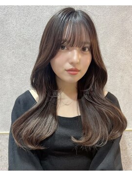 ロンド ジュルード 名古屋(Lond jeloud) 薄め前髪韓国風くびれヘア