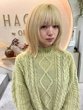 ハチ(HACHI) ブリーチリタッチのみでハイトーン×レイヤーカット