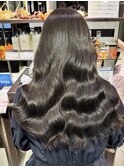 イメチェンホワイトブロンド外ハネボブ美髪ワイドバング髪質改善