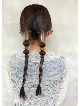 トッカ ヘアアンドトリートメント バイ リウム(tocca hair&treatment by Rium) ヘアアレンジ＊タイトツイン