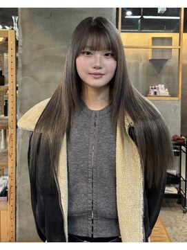 フリーラ 京都河原町三条店(freera) 透明感たっぷりグレージュカラー