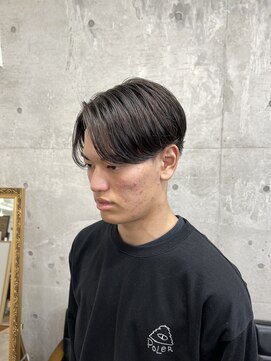 メルシー トータル ブランディング サロン(merci TOTAL BRANDING SALON) センターパート×ニュアンスパーマ