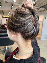 メリー オオサカ(Merly Osaka)&nbsp;盗んだ時の筋感可愛すぎでしょ！バレイヤージュ