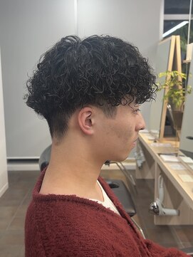 サロンドジョー(salon de joe) メンズカットツイストスパイラルパーマシャドウパーマショート