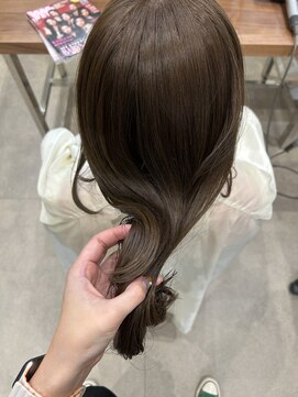 ジュノ イオンモール香椎浜店(Juno) 透明感◎オリーブベージュ