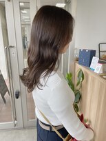 テラス 金沢(Terrace) 透明感のあるグレージュカラー【三盃】