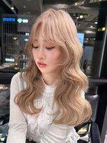 アルバム 銀座(ALBUM GINZA)&nbsp;前髪カットロング顔周りレイヤーブロンド_F21259