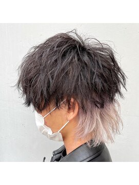 テンバイリップスヘアー(TEN by LIPPS hair) ホワイトアッシュシルバー襟足インナーカラーウルフ