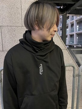 バズ ビー(BUZZ Bee) メンズ/ブリーチカラ/アッシュベージュ/マッシュショート