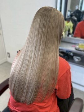 アンバー(UMBER) 京都西院/ベージュカラー ブリーチ 髪質改善 ダブルカラー