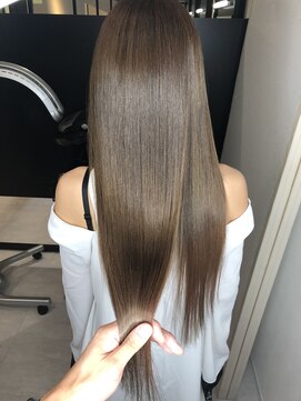 エミュスト(Emuest) 髪質改善ストレート