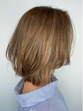 ステアケース 武蔵小杉店(stair:case) ハイライト　ミディアムショート　ウルフ