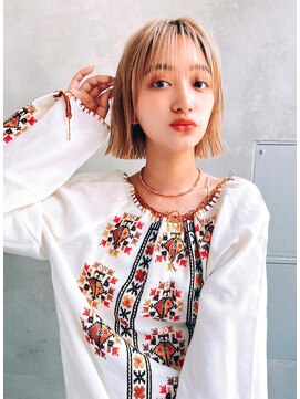 エイミー(Aimee) Aimee町田 ぷつっとボブ×ライトベージュ