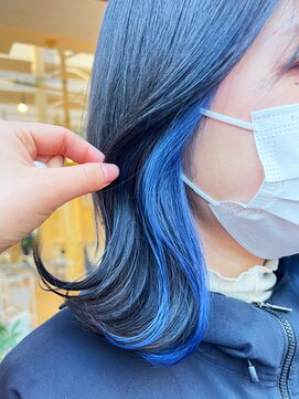 ジョリエス 目白店(Joliesse) 20代30代40代大人可愛いイヤリングカラーブルー外ハネ艶感