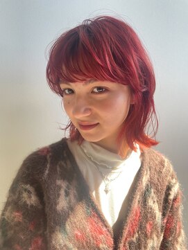 ノイ(neu) 顔周りレイヤーミディ　【静岡/静岡駅】