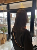 アドラーブル 駅南店(adorable) 20代30代40代艶感ストレートアッシュグレージュ透明感ロング