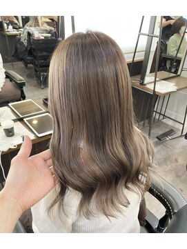 ルクスバイアフィナー(Luxo by Afinar) グレージュカラーをミルクティ風味に【町田/Luxo by Afinar】