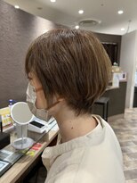 ヴィサージュ ディオ 柏モディ店(VISAGE dio) 白髪ぼかし丸みショート
