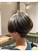 大人可愛いハンサムショート×マットベージュ＊20代30代40代