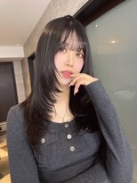 ジーナ 名駅(XENA.)&nbsp;《XENA/YURI46》レイヤーカット/顔周りレイヤー/透明感ブラック