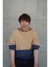 ヘアメイク ワイズビー(HAIR MAKE WISE Be.) 西岡 文彦