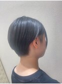 奥行きショート＊ハンサムショート＊耳掛け黒髪暗髪20代