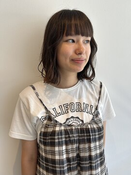 フォークロア 本店(Folk Lore) 切りっぱなしボブ/外ハネ波巻きアイロン仕上げ