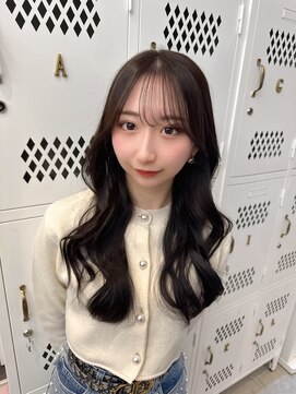 クム(kumu) 【kumu】 ロングレイヤー/顔周りカット/栄/名古屋