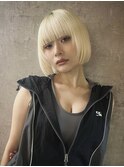 レイヤーカット//イメチェン/ホワイトブロンド/外ハネボブ/美髪