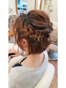 デイジー(Daisy) クイックハーフアップ