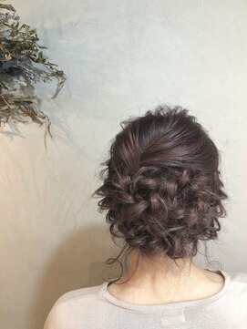 メイナ(MENA by safaria) フルール