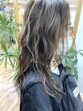 サロンドリゼット(SALON DE RISETTE) 極細ハイライト