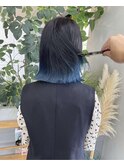 グレーベースからの裾カラー