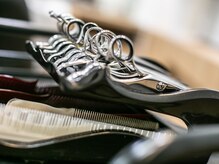 フェードも刈り上げもツーブロックも◎バーバーならではの高い技術のメンズカットが自慢！ ＜理容室＞