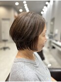 ショートボブ