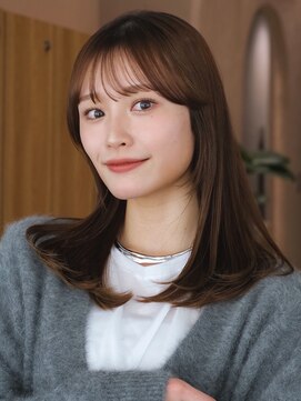 ガーデンヨコハマエスト(GARDEN YOKOHAMA est) ボブルフ　小顔　ミディアム　ボブ　レイヤー　シースルーバング