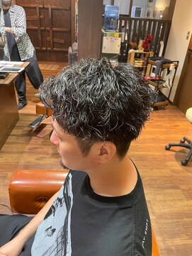 ランソキングス 北千住(RUNSO Kings) 【メンズ】ツイストスパイラルパーマ