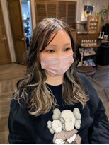 ヘアードレスビュー(hair dress V.I.E.W)&nbsp;Wカラーでコントラストハッキリインナーカラー♪