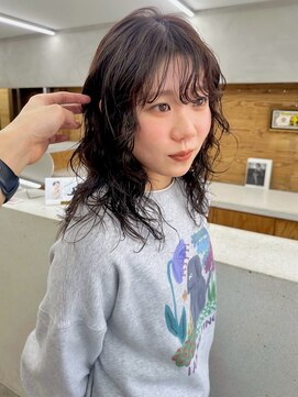 トゥコ(tuco) ウルフパーマ　ニュアンスパーマ　フェイスレイヤー　パーマ