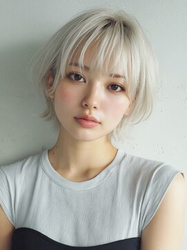 ホワイトベージュ×エアリーショートボブ