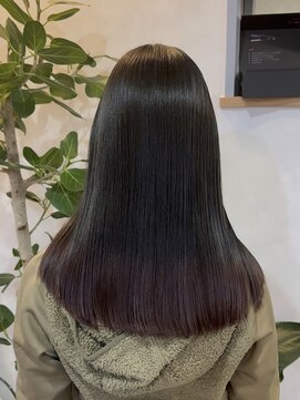 ルーチェ(Lu-che) 冬のトレンド暗めカラー/グラデーションカラーとツヤ髪スタイル