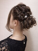 ウィロー(WILLOW) 【WILLOW京橋】あみこみ×サイドシニヨン(中原由貴)