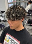 波巻きパーマラウンドマッシュフェザーパーマメンズパーマ眉毛