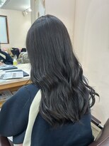 キュオンシア(CUEON. ciea) 暗すぎない透明感カラー