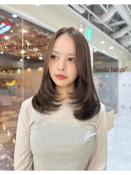 ザ シェノン ウメダ(THE CHAINON UMEDA) ワンホンレイヤー/ミルクティーブロンド/ダークブルー/心斎橋