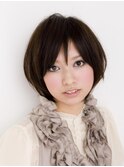 大人かわいいショートスタイル