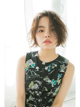 クロエ 梅田(Cloe) ふんわりクセ毛風パーマボブ