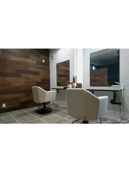 丁寧なカウンセリングであなたの理想のヘアスタイルを提案致します!!伸びてきても扱いやすいと好評◎